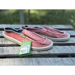 Sanuk Donna Hemp fabric slip on distressed flats Women’s 6 BNWT